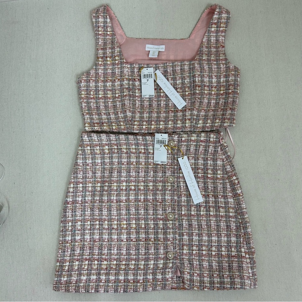 NWT HOUSE OF HARLOW 1960
Pixie Dust Tweed 2-Piece Set - Picture 7 of 12